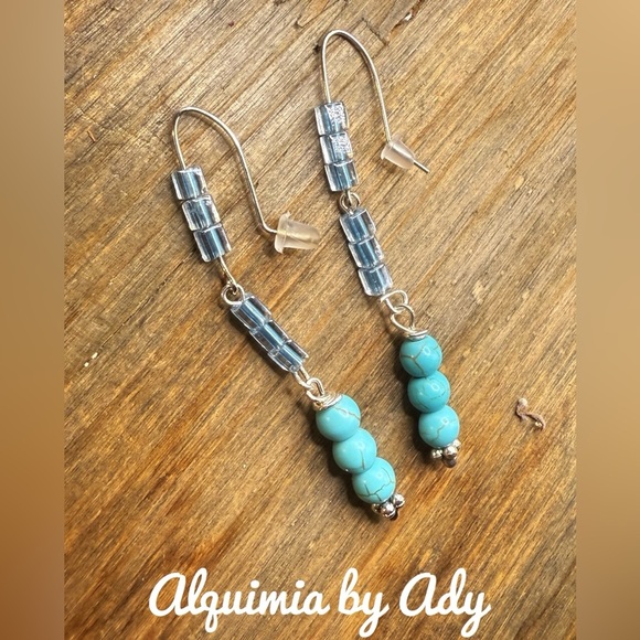 LUCITE TURQUOISE SILVER NAVAJO EARRINGS - Picture 1 of 1